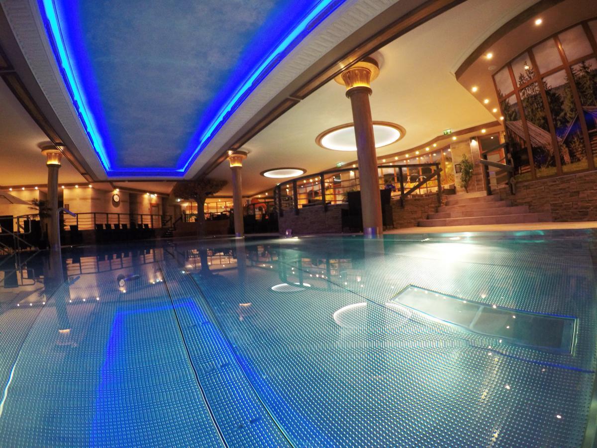 Aqua Sport*** Hotel Púchov Buitenkant foto